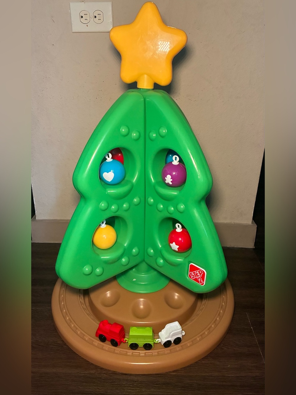 Step2 My First Christmas Tree